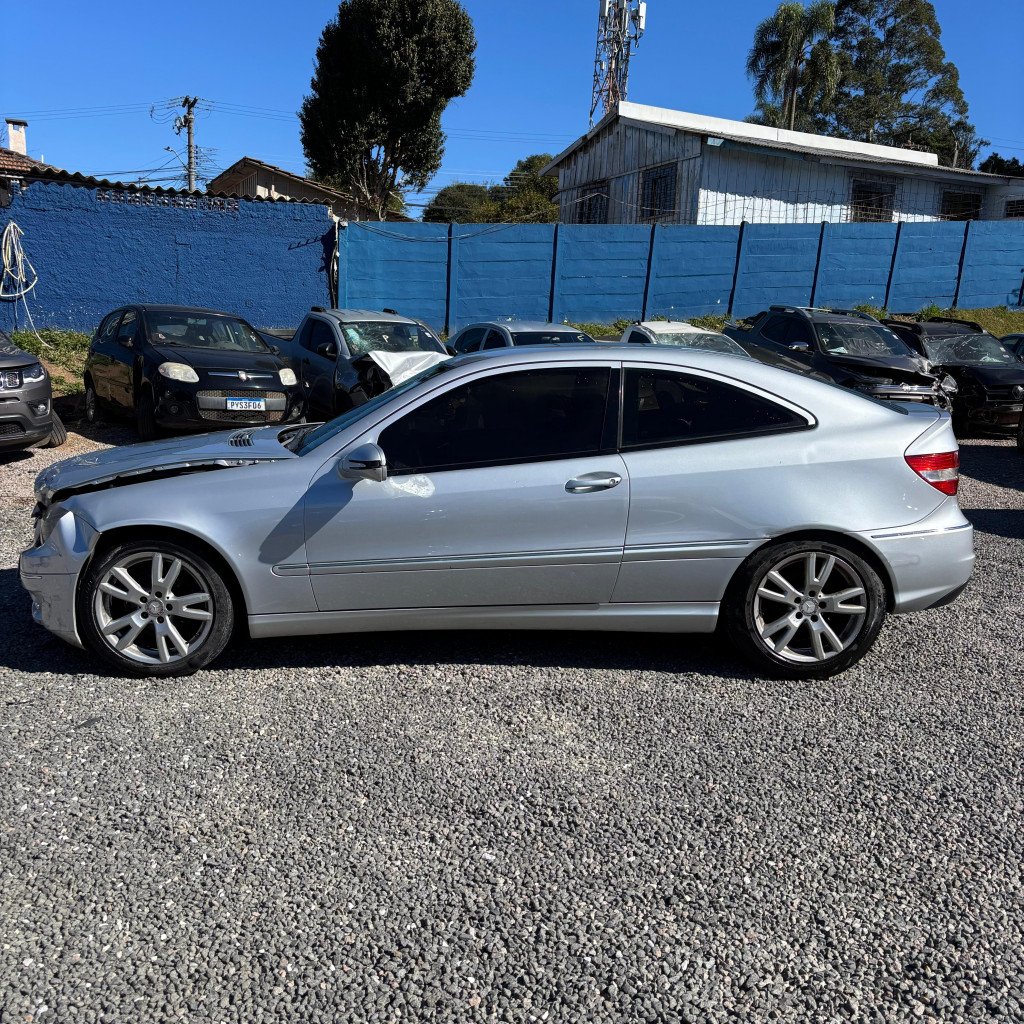 Imagem do veículo MERCEDES-BENZ CLC 200 K 1.8 KOMPRESSOR 16V GASOLINA 2P AUTOMATICO