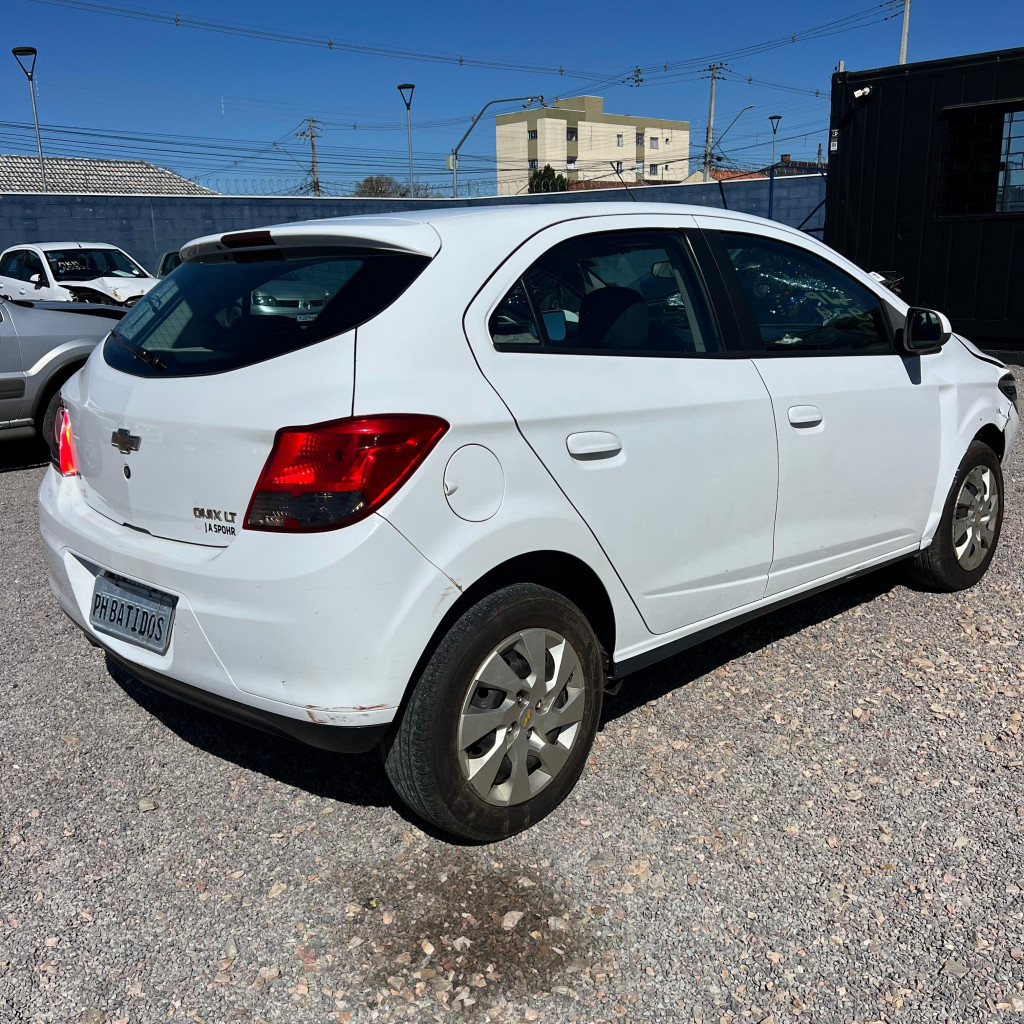 Imagem do veículo CHEVROLET ONIX 1.4 MPFI LT 8V FLEX 4P MANUAL