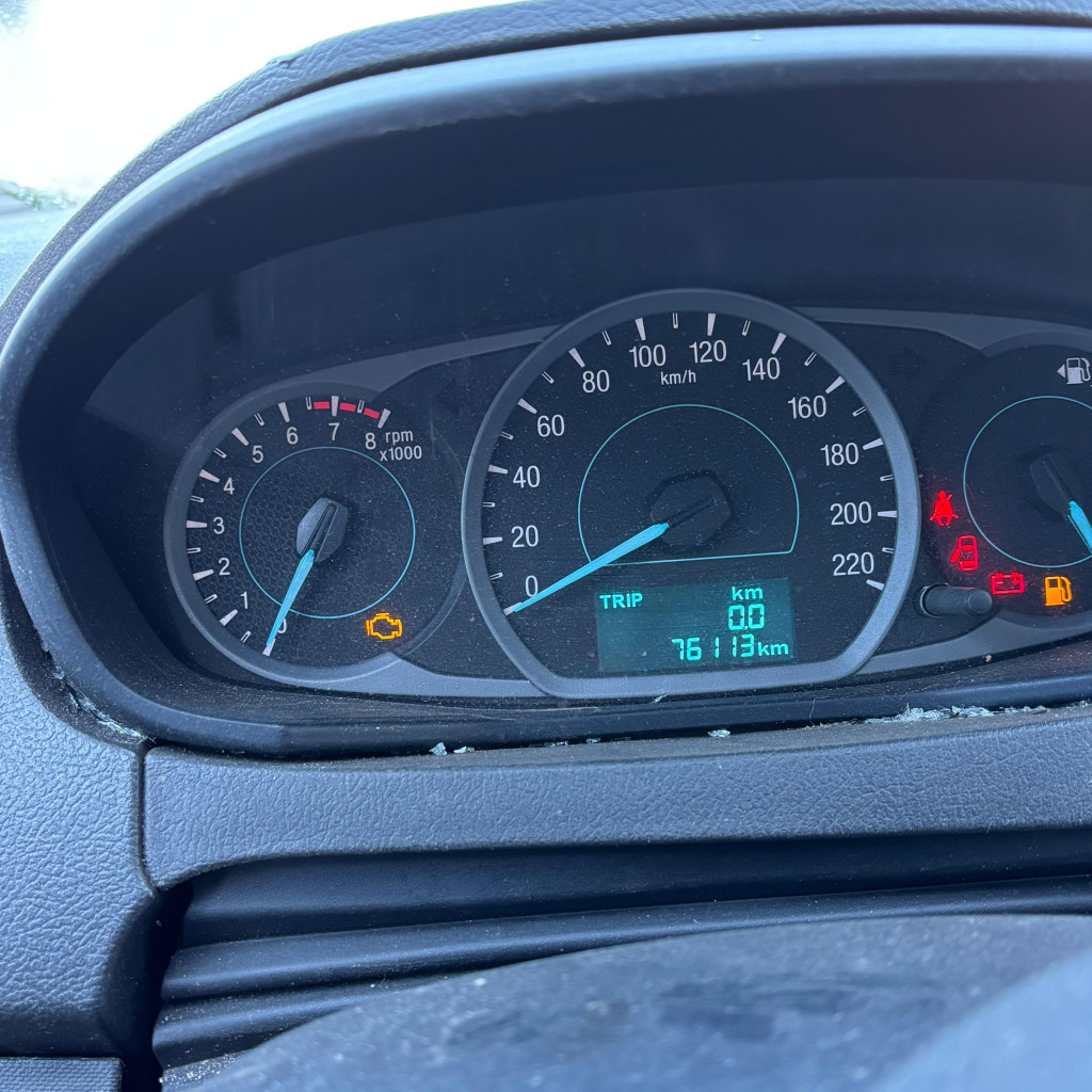Imagem do veículo FORD KA 1.5 SE PLUS 16V FLEX 4P MANUAL