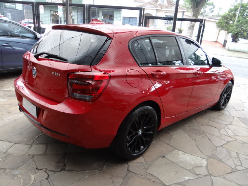 Imagem do veículo BMW 118i 1.6 SPORT GP 16V TURBO GASOLINA 4P AUTOMÁTICO