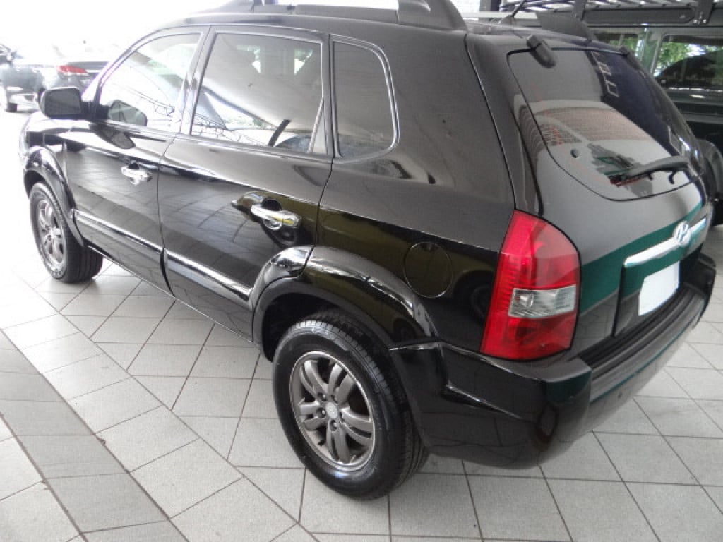 Imagem do veículo HYUNDAI TUCSON 2.0 MPFI GL 16V 2WD GASOLINA 4P AUTOMÁTICO