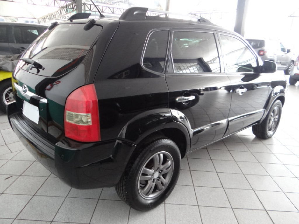 Imagem do veículo HYUNDAI TUCSON 2.0 MPFI GL 16V 2WD GASOLINA 4P AUTOMÁTICO