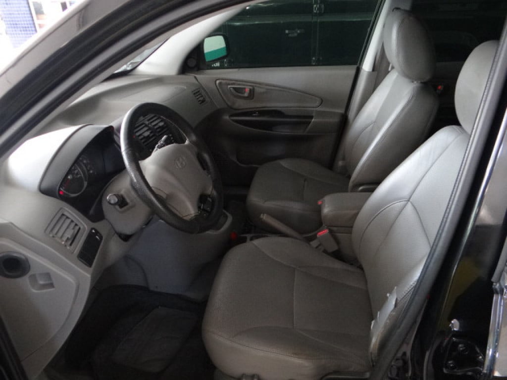 Imagem do veículo HYUNDAI TUCSON 2.0 MPFI GL 16V 2WD GASOLINA 4P AUTOMÁTICO