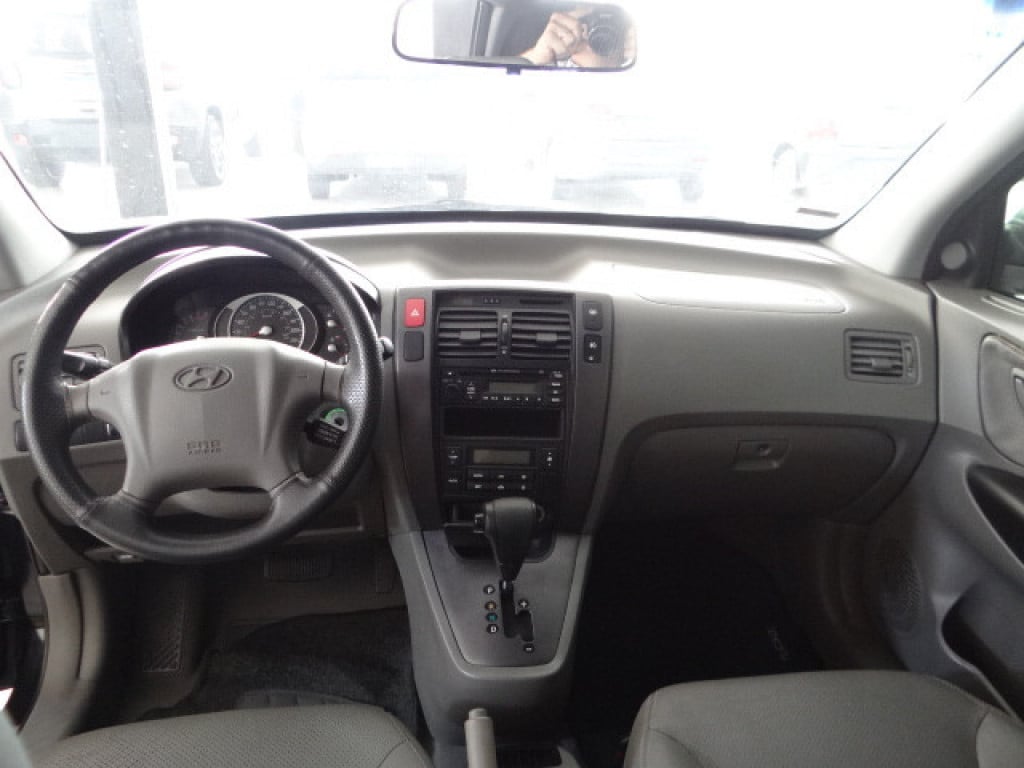 Imagem do veículo HYUNDAI TUCSON 2.0 MPFI GL 16V 2WD GASOLINA 4P AUTOMÁTICO