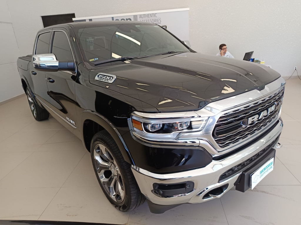 RAM 1500 5.7  REBEL HEMI CD V8 4x4 Aut