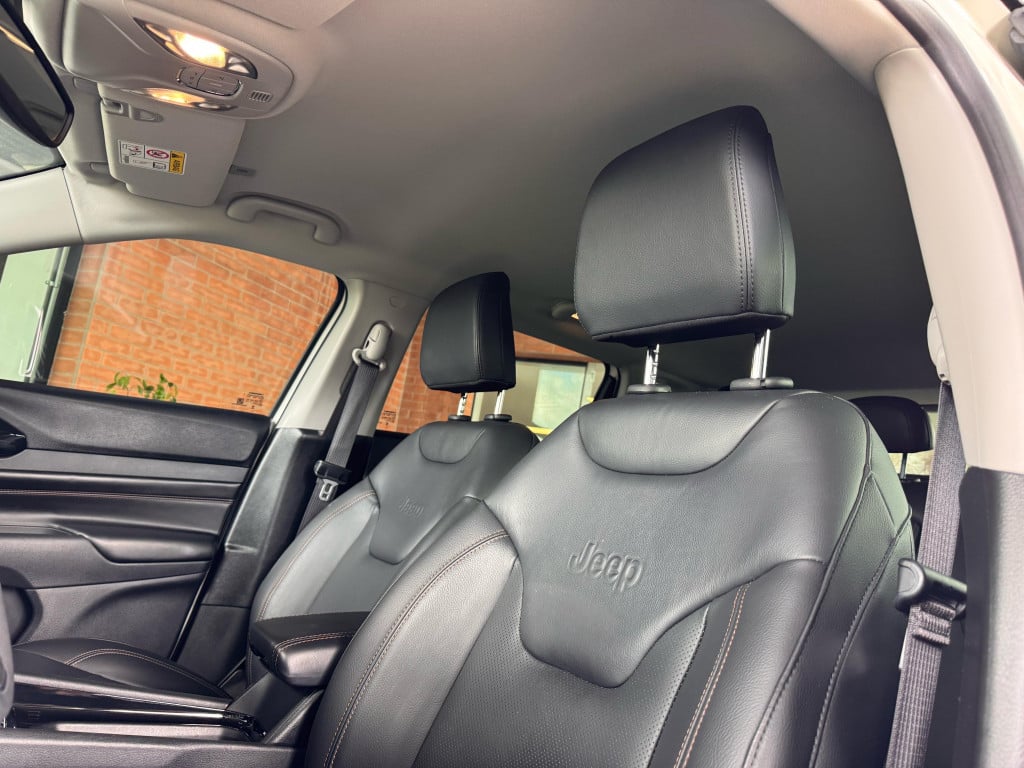 Imagem do veículo JEEP COMPASS 2.0 TD350 TURBO DIESEL LIMITED AT9
