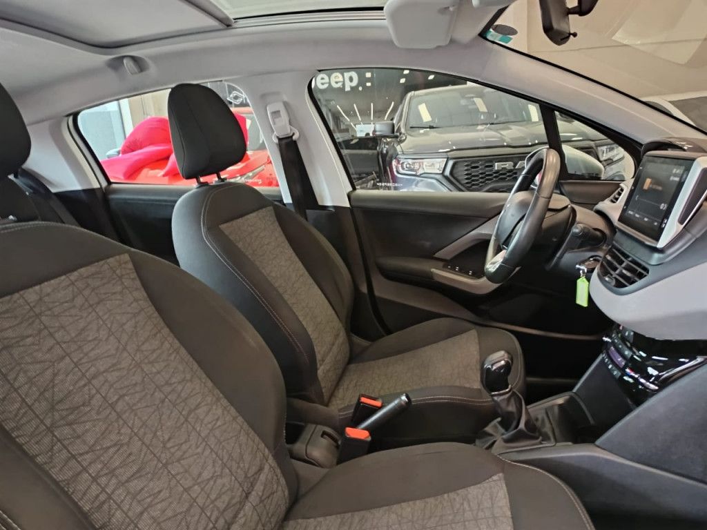 Imagem do veículo PEUGEOT 208 1.2 ALLURE 12V FLEX 4P MANUAL