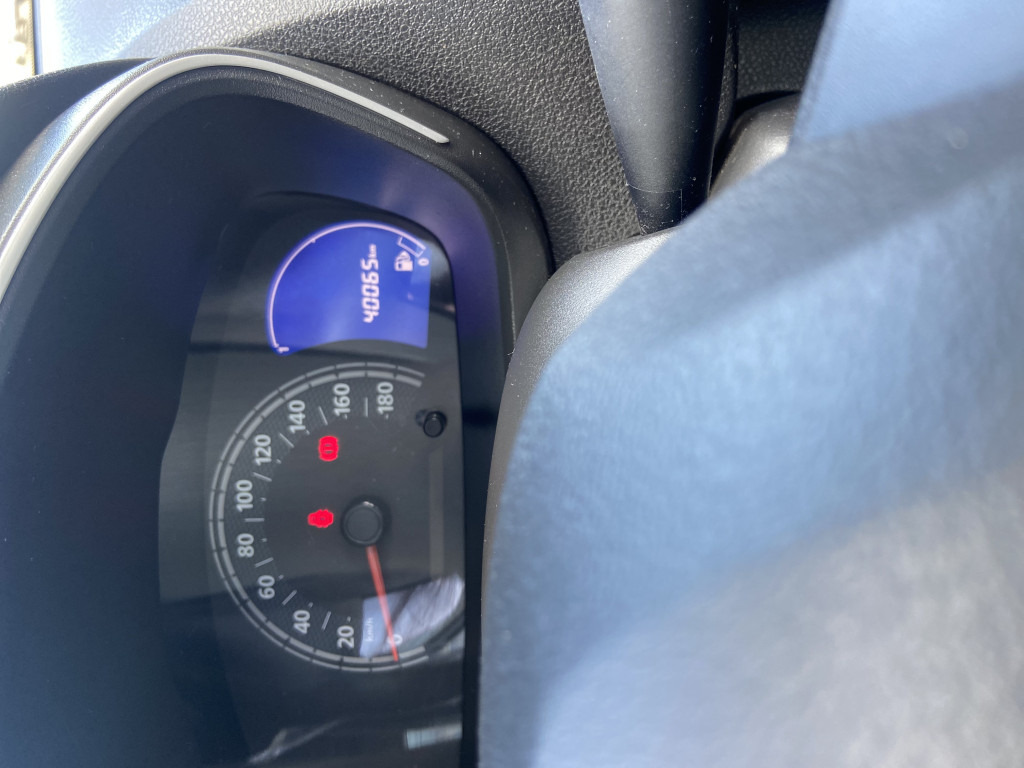 Imagem do veículo RENAULT KWID 1.0 12V SCE FLEX ZEN MANUAL