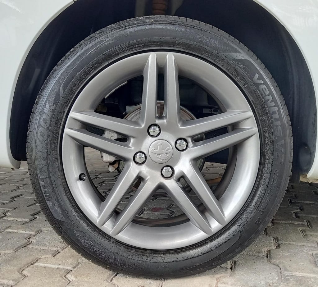 Imagem do veículo PEUGEOT 408 1.6 GRIFFE 16V TURBO FLEX 4P AUTOMÁTICO