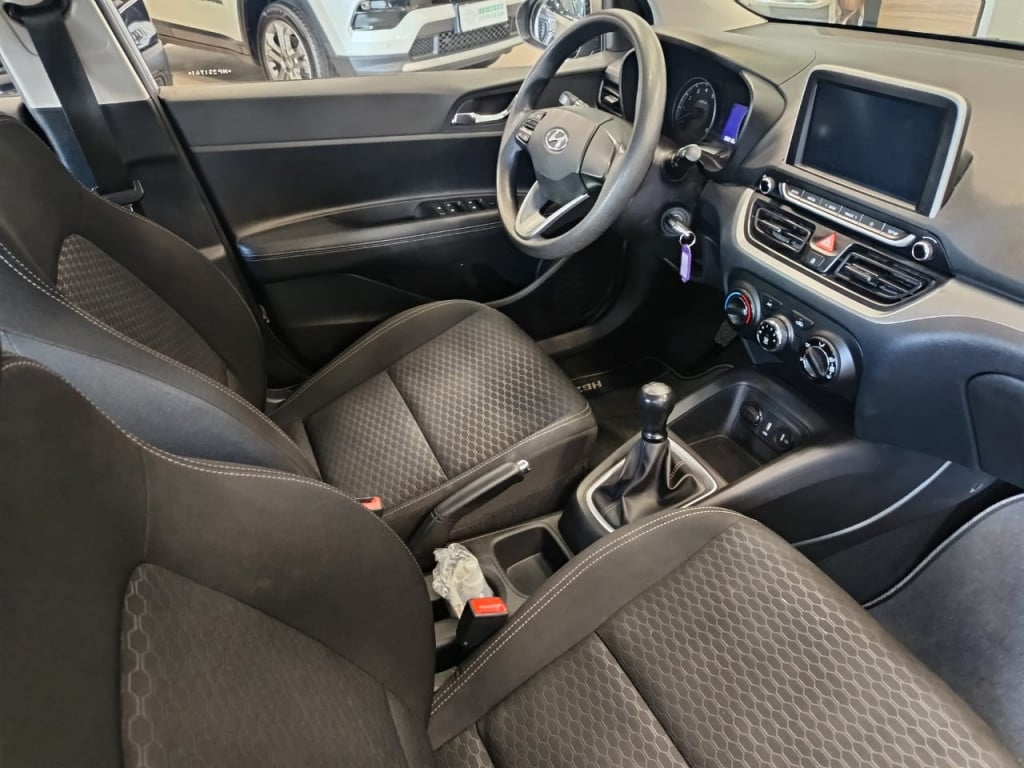 Imagem do veículo HYUNDAI HB20 1.0 12V FLEX EVOLUTION MANUAL