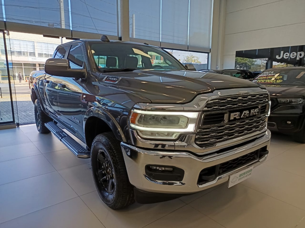 RAM 2500 LARAMIE 6.7 TURBO DIESEL  CD 4X4 AUTOMÁTICO