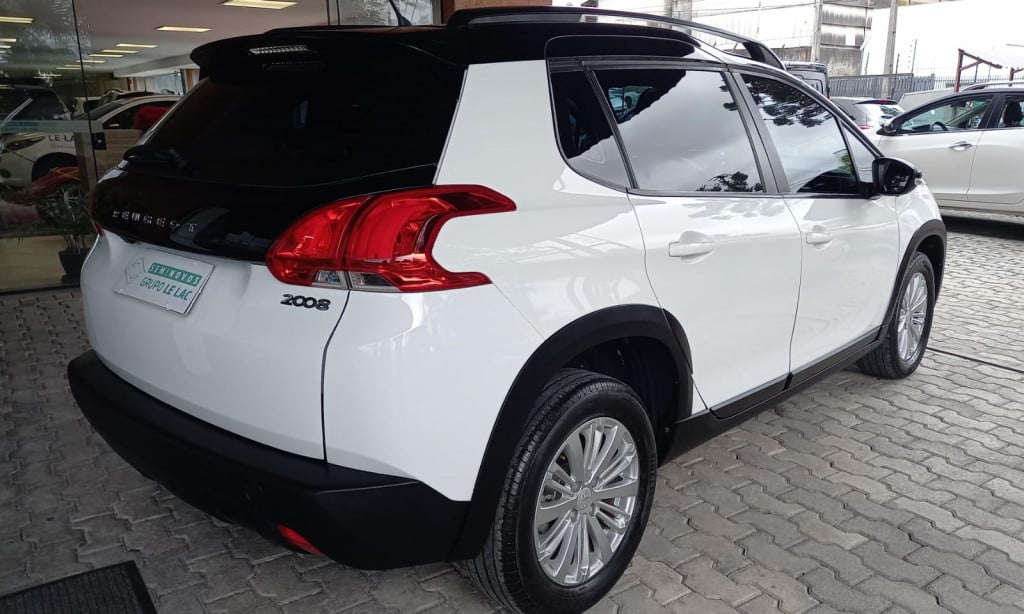 Imagem do veículo PEUGEOT 2008 1.6 16V FLEX ALLURE PACK 4P AUTOMÁTICO