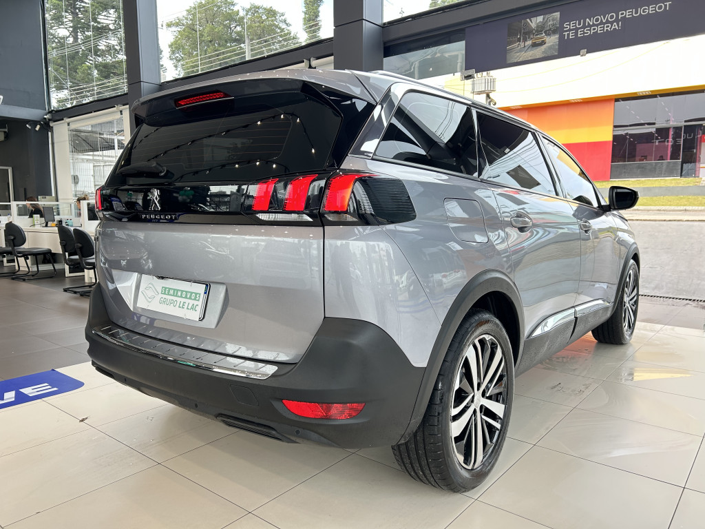 Imagem do veículo PEUGEOT 5008 1.6 GRIFFE THP 16V GASOLINA 4P AUTOMÁTICO