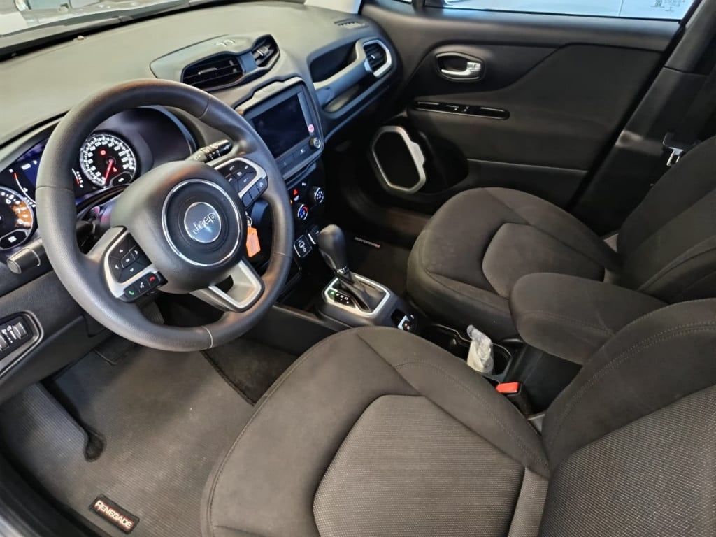 Imagem do veículo JEEP RENEGADE 1.8 16V FLEX SPORT 4P AUTOMÁTICO