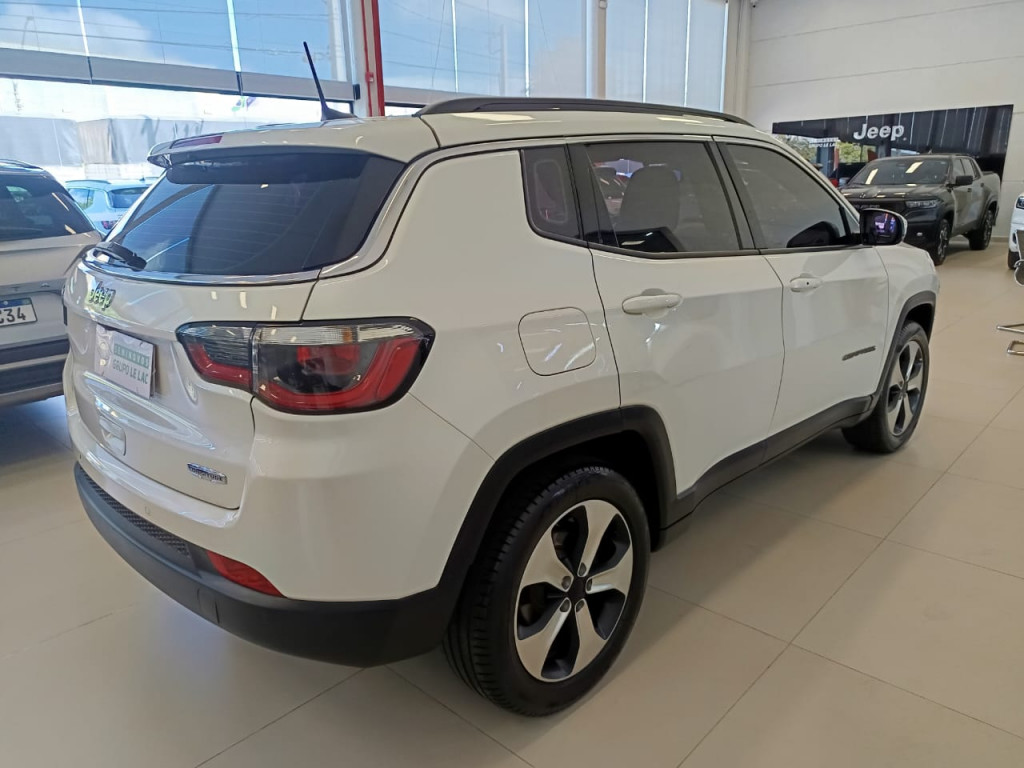 Imagem do veículo JEEP COMPASS 2.0 16V FLEX LONGITUDE AUTOMÁTICO