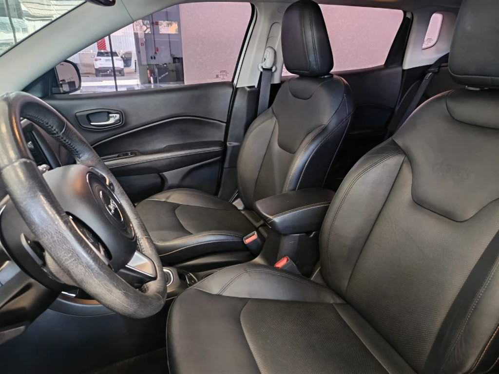 Imagem do veículo JEEP COMPASS 2.0 16V FLEX LONGITUDE AUTOMÁTICO