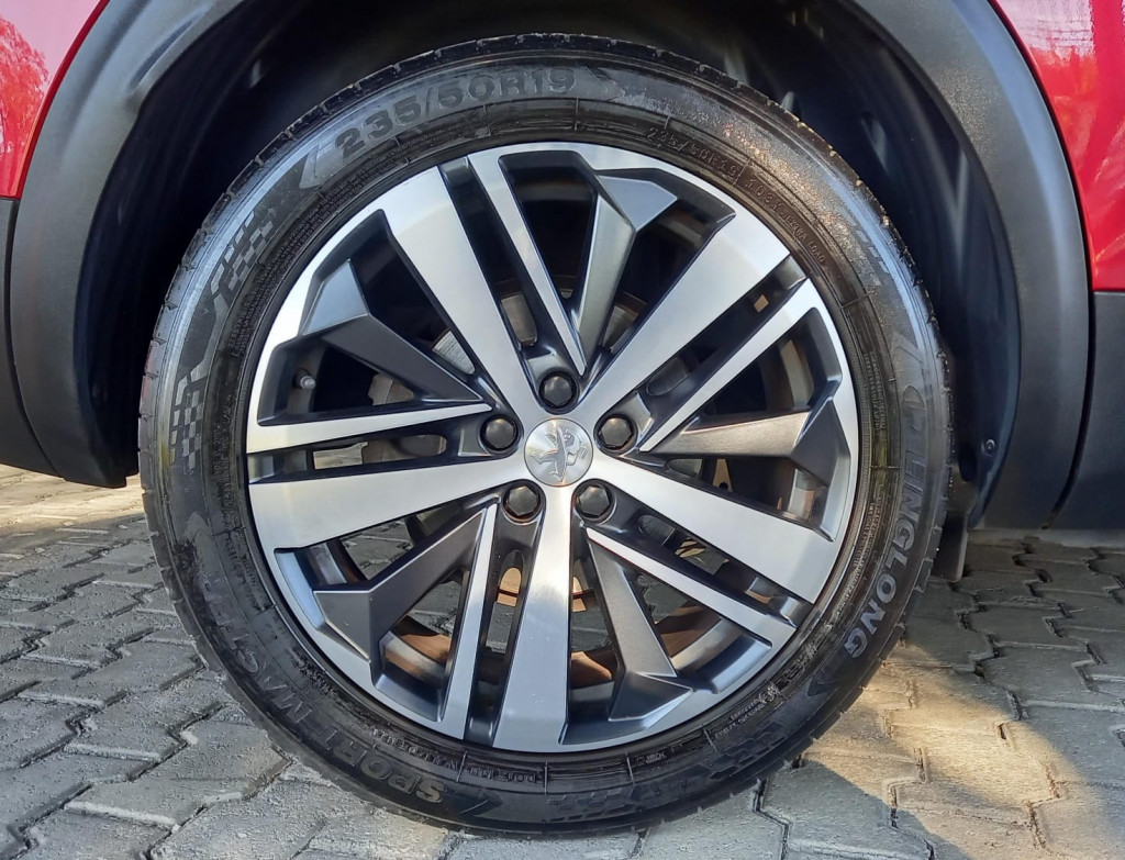 Imagem do veículo PEUGEOT 3008 1.6 ALLURE THP 16V GASOLINA 4P AUTOMÁTICO
