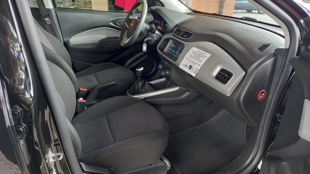 Imagem do veículo CHEVROLET ONIX 1.4 MPFI LT 8V FLEX 4P MANUAL