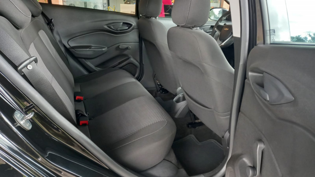 Imagem do veículo CHEVROLET ONIX 1.4 MPFI LT 8V FLEX 4P MANUAL
