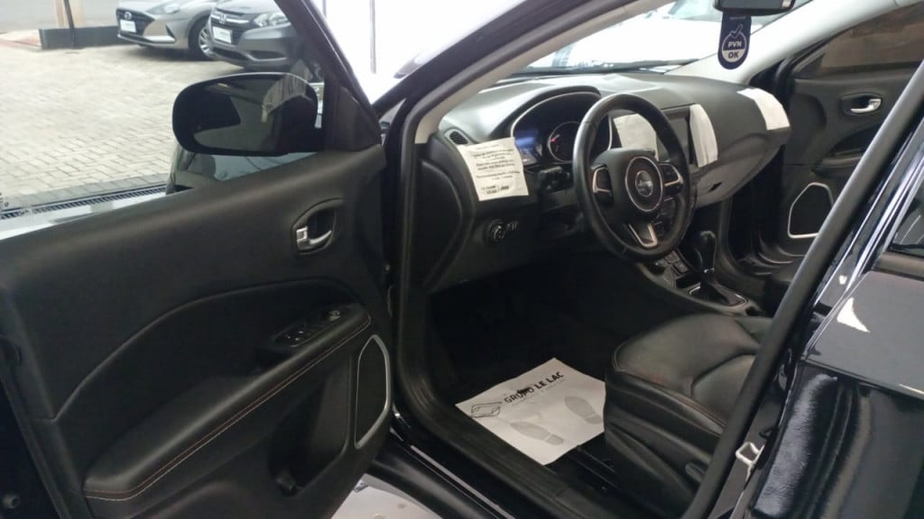 Imagem do veículo JEEP COMPASS 2.0 16V DIESEL LONGITUDE 4X4 AUTOMÁTICO