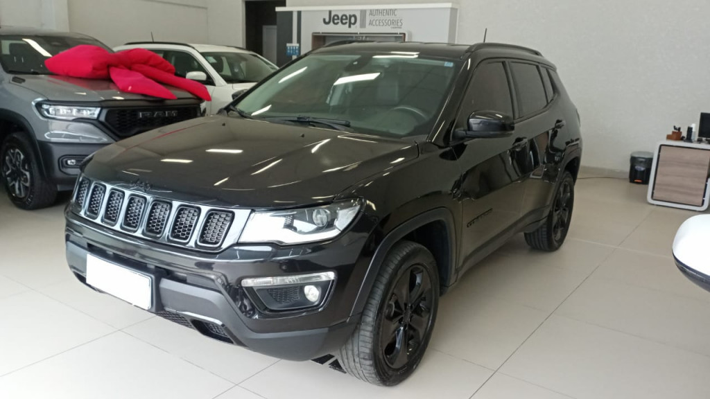 JEEP COMPASS 2.0 16V DIESEL NIGHT EAGLE 4X4 AUTOMÁTICO