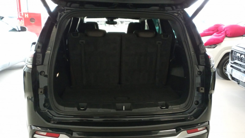 Imagem do veículo JEEP COMMANDER 2.0 TD380 Turbo Diesel Overland AT9