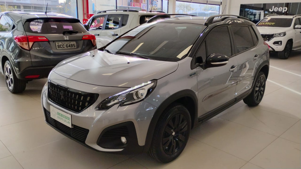 PEUGEOT 2008 Style 1.6 Turbo Flex 16V 5p Automático
