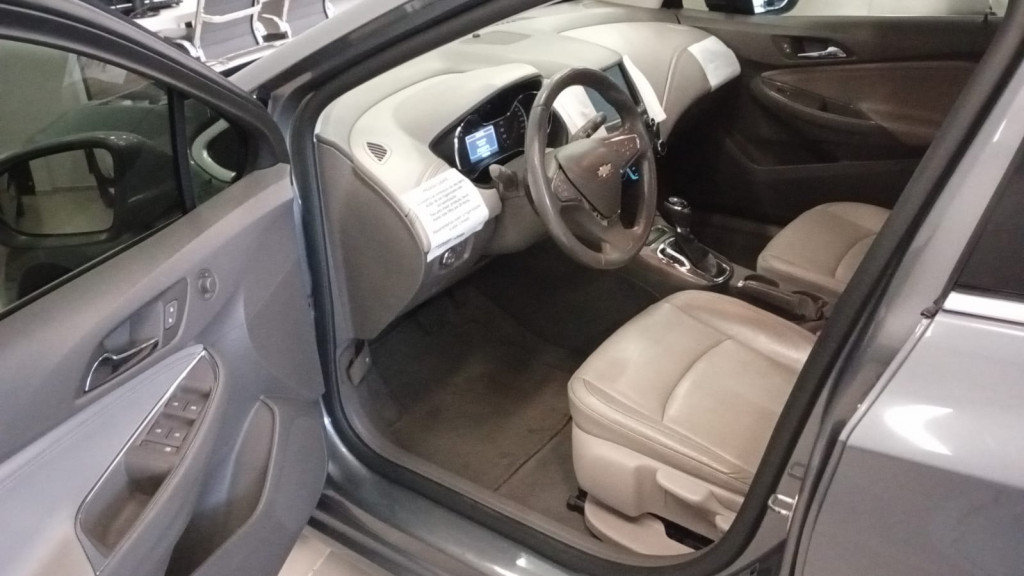 Imagem do veículo CHEVROLET CRUZE 1.4 TURBO LTZ 16V FLEX 4P AUTOMÁTICO