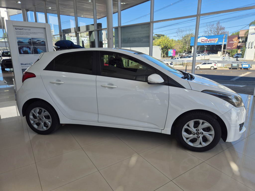 Imagem do veículo HYUNDAI HB20 1.0 COMFORT 12V FLEX 4P MANUAL