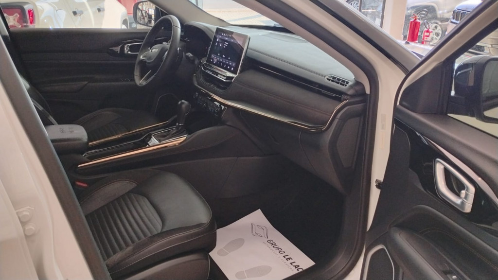 Imagem do veículo JEEP COMMANDER Limited T270 1.3 TB Flex Aut.
