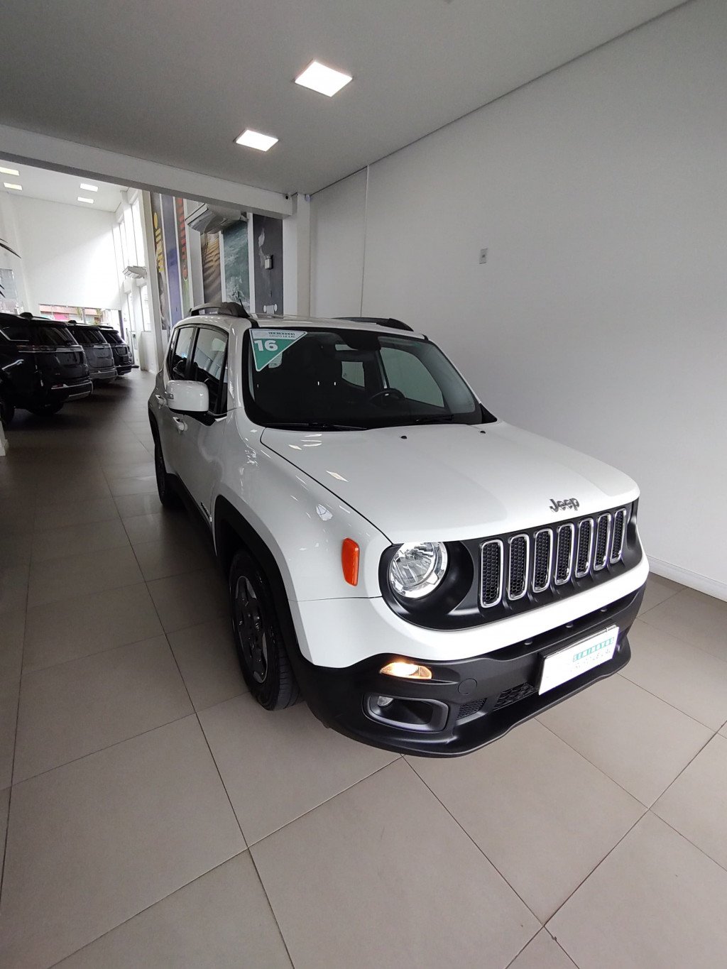 Imagem do veículo JEEP RENEGADE 1.8 16V FLEX SPORT 4P MANUAL