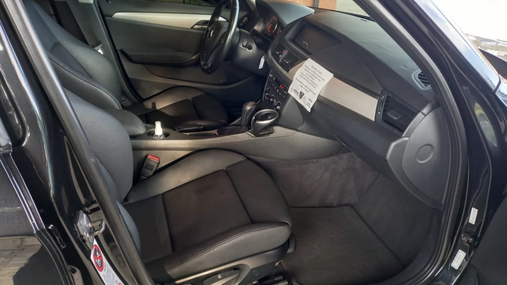 Imagem do veículo BMW X1 2.0 18I S-DRIVE 4X2 16V GASOLINA 4P AUTOMÁTICO