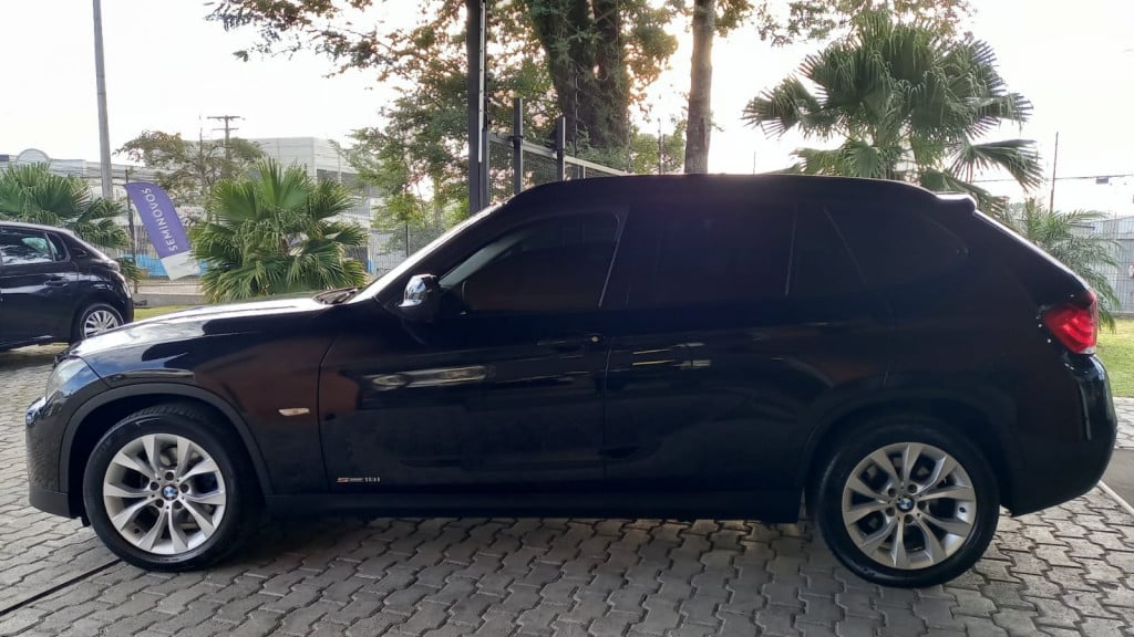 Imagem do veículo BMW X1 2.0 18I S-DRIVE 4X2 16V GASOLINA 4P AUTOMÁTICO