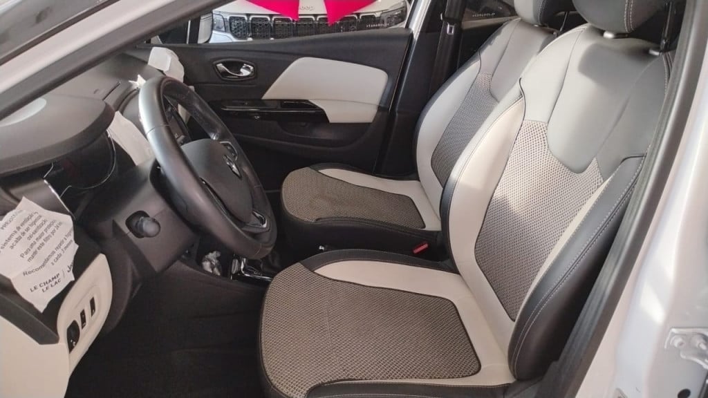 Imagem do veículo RENAULT CAPTUR 1.6 16V SCE FLEX INTENSE X-TRONIC