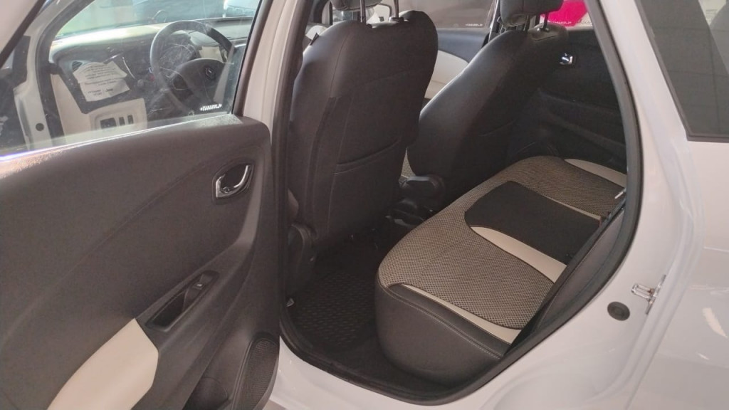 Imagem do veículo RENAULT CAPTUR 1.6 16V SCE FLEX INTENSE X-TRONIC