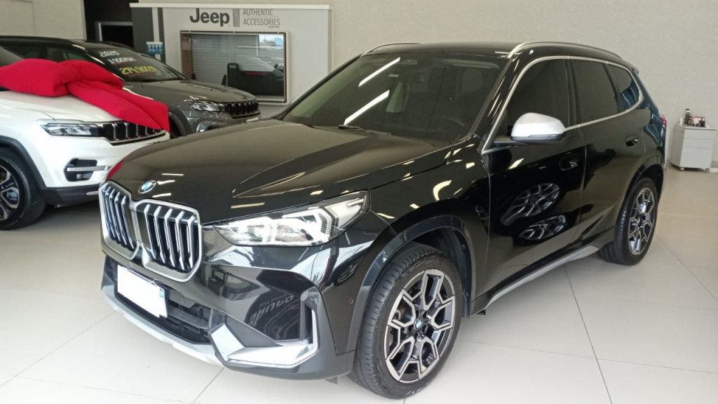 Imagem do veículo BMW X1 2.0 16V TURBO ACTIVEFLEX SDRIVE20I X-LINE 4P AUTOMÁTICO