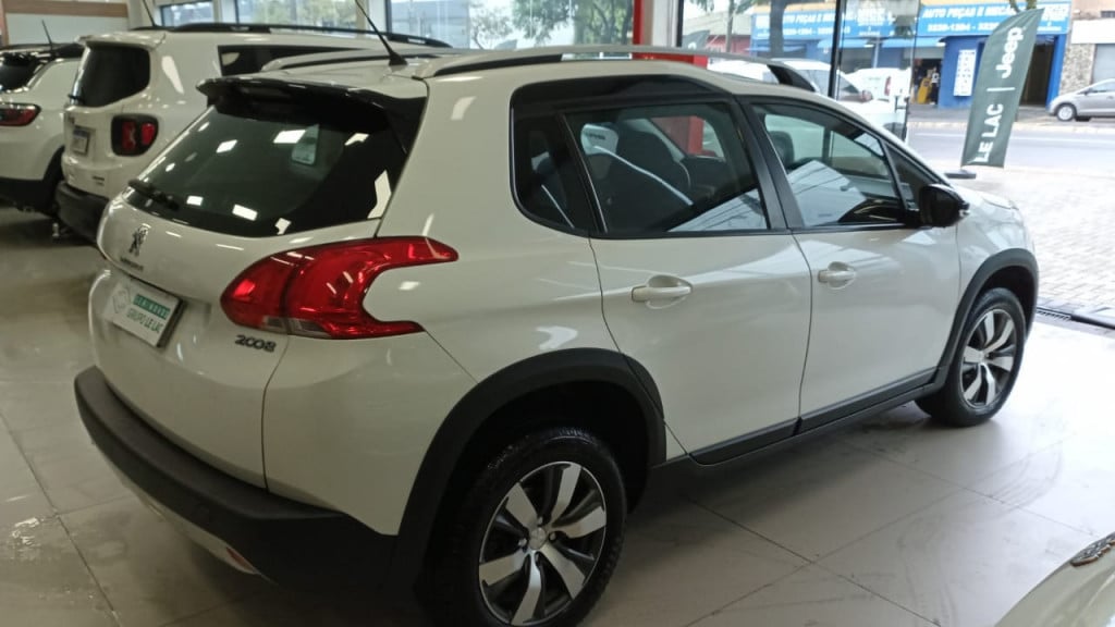 Imagem do veículo PEUGEOT 2008 1.6 16V THP FLEX GRIFFE 4P AUTOMÁTICO
