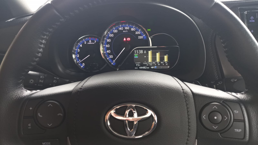 Imagem do veículo TOYOTA YARIS 1.5 16V FLEX SEDAN XLS CONNECT MULTIDRIVE