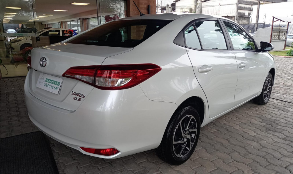 Imagem do veículo TOYOTA YARIS 1.5 16V FLEX SEDAN XLS CONNECT MULTIDRIVE