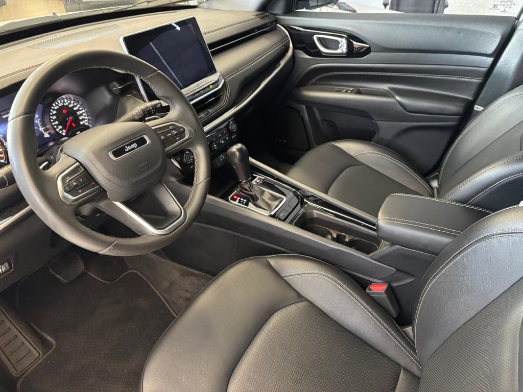 Imagem do veículo JEEP COMPASS T270 80 Anos 1.3 TB 4x2 Flex Aut