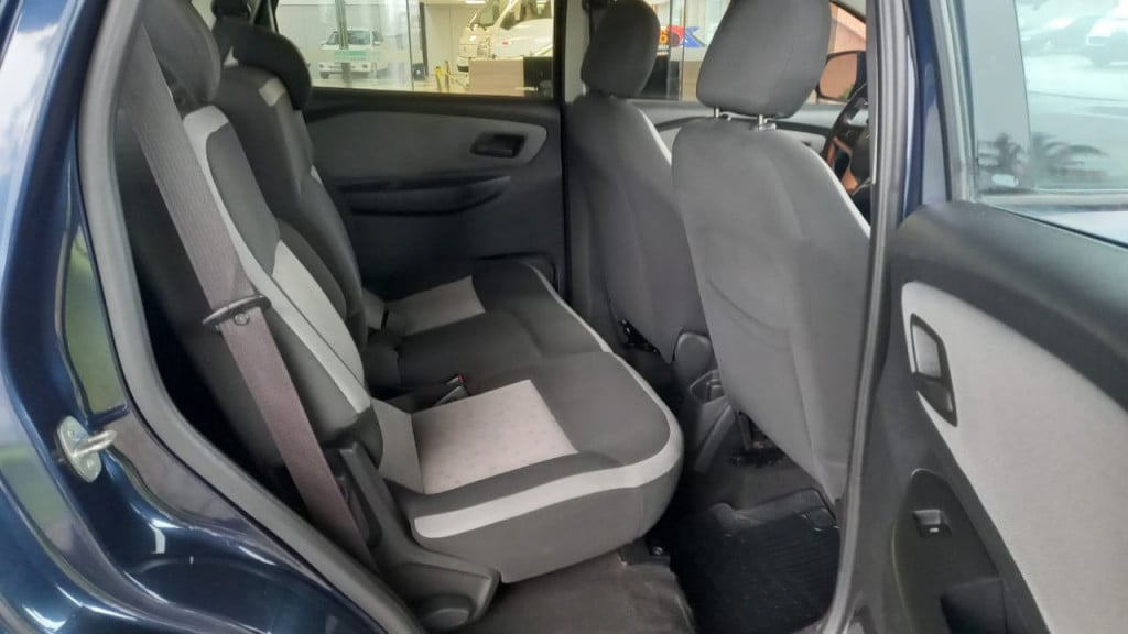 Imagem do veículo CHEVROLET SPIN 1.8 ADVANTAGE 8V FLEX 4P AUTOMÁTICO
