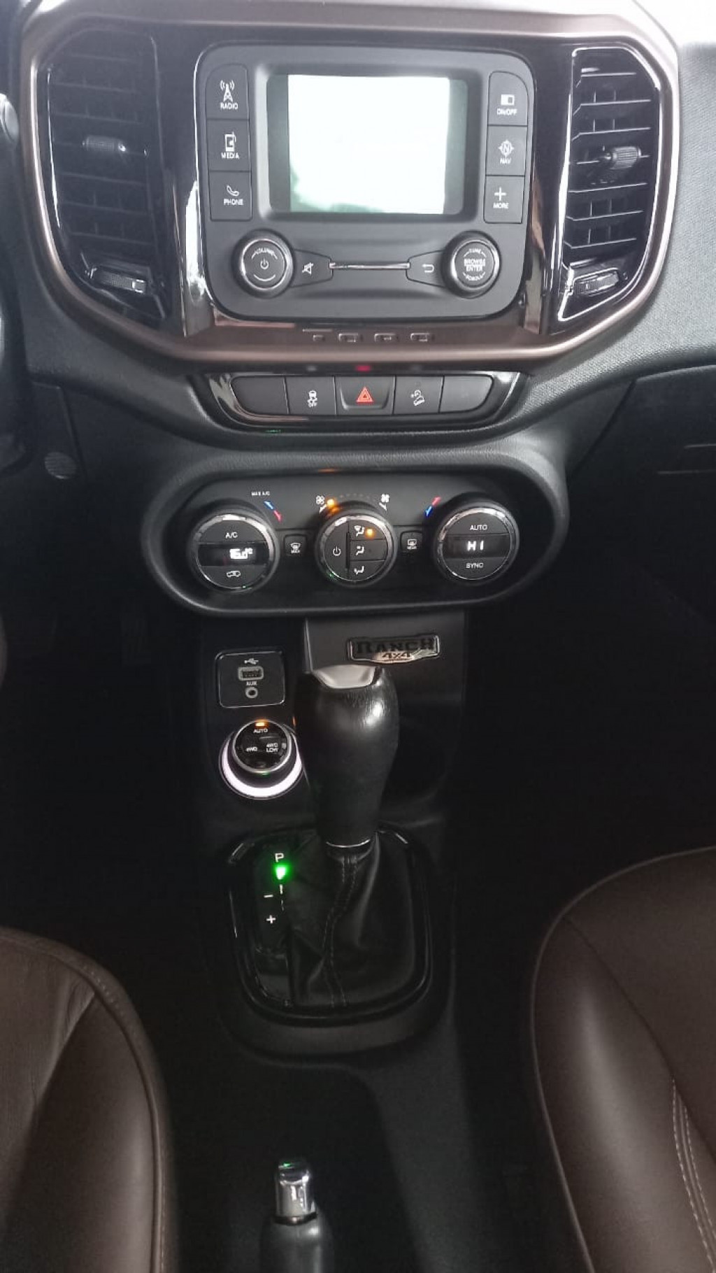 Imagem do veículo FIAT TORO 2.0 16V TURBO DIESEL RANCH 4WD AT9