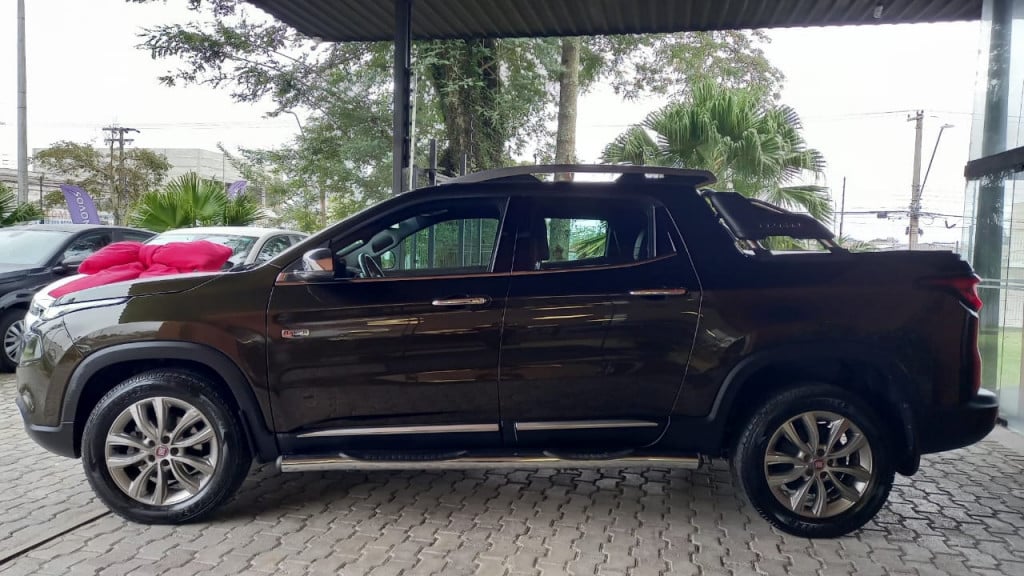 Imagem do veículo FIAT TORO 2.0 16V TURBO DIESEL RANCH 4WD AT9