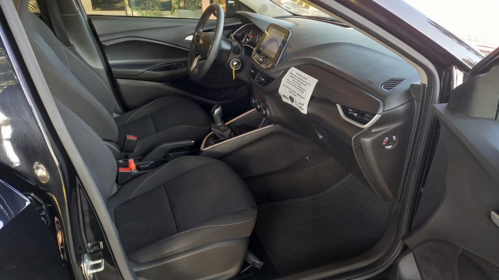 Imagem do veículo CHEVROLET ONIX 1.0 FLEX LT MANUAL