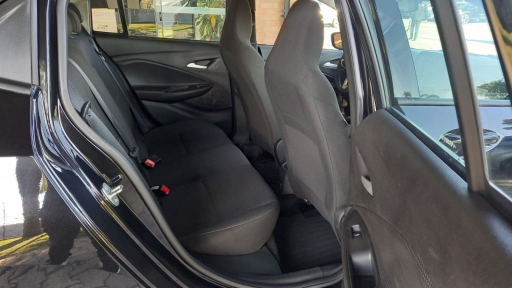 Imagem do veículo CHEVROLET ONIX 1.0 FLEX LT MANUAL