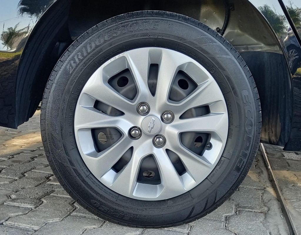 Imagem do veículo CHEVROLET ONIX 1.0 FLEX LT MANUAL