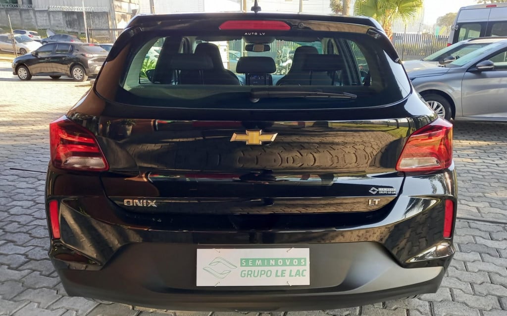 Imagem do veículo CHEVROLET ONIX 1.0 FLEX LT MANUAL