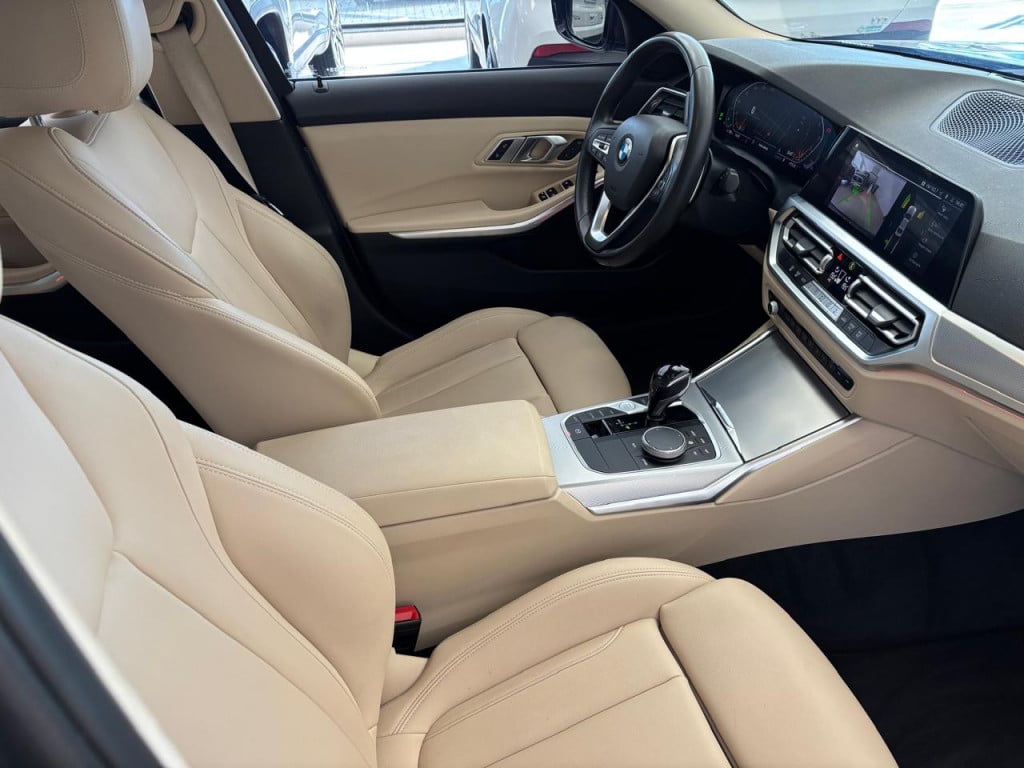 Imagem do veículo BMW 320i 2.0 16V TURBO FLEX GP AUTOMÁTICO