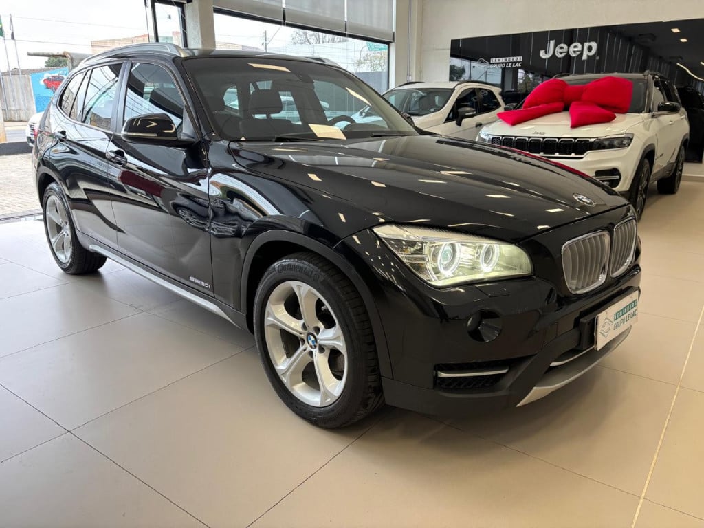 Imagem do veículo BMW X1 2.0 16V GASOLINA SDRIVE18I 4P AUTOMÁTICO