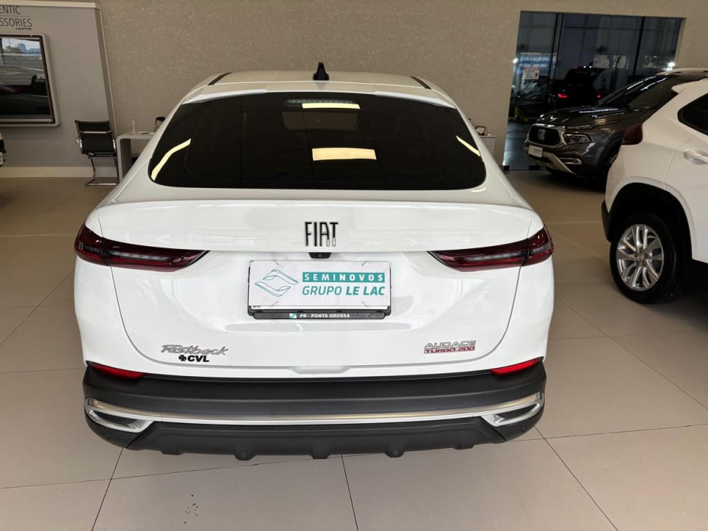 Imagem do veículo FIAT FASTBACK 1.0 TURBO 200 FLEX AUDACE CVT